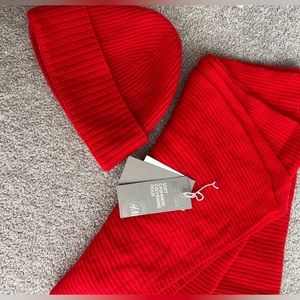 %100 Cashmere Hat And Scarf Red